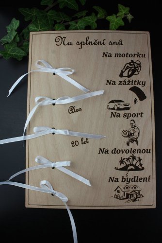 Dřevěná gratulace pro mladého chlapce