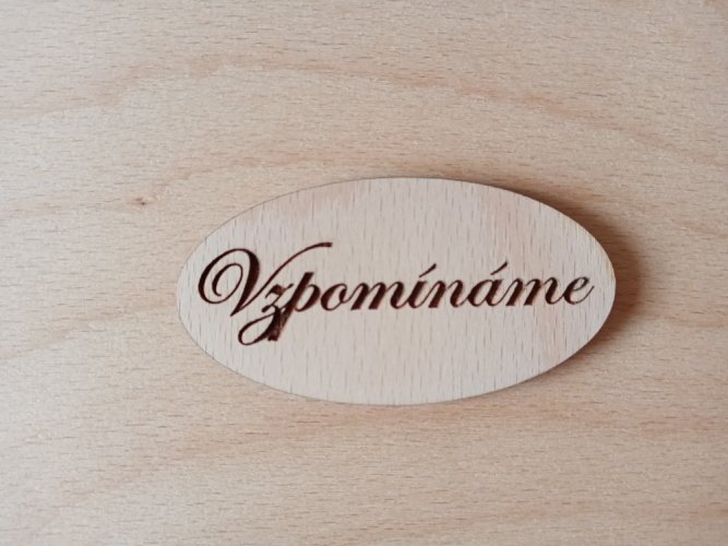 Ovál Vzpomínáme - buk