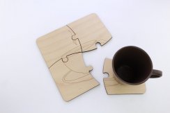 Podtácek ve tvaru puzzle s čajem - vektorový
