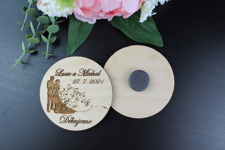 Svatební magnet Svatební pár s dlouhými šaty