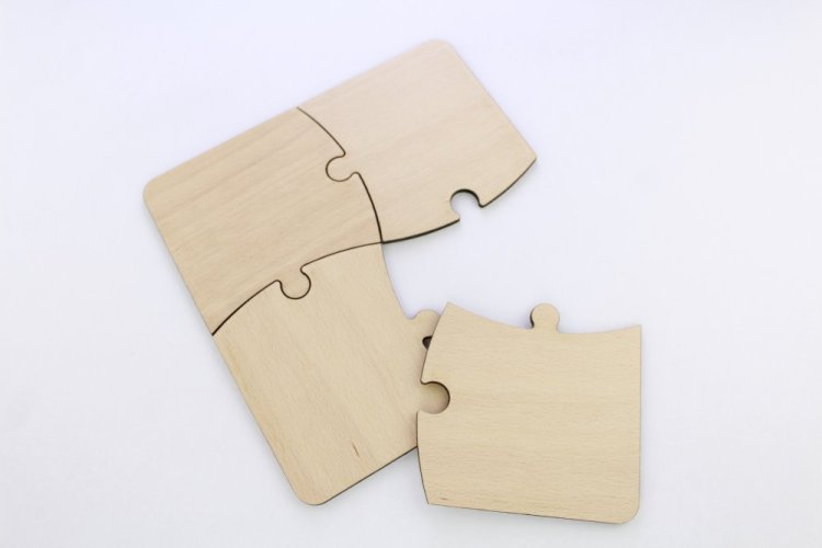Podtácek ve tvaru puzzle