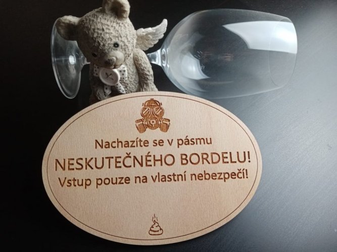 Dřevěná cedulka pro nepořádníky