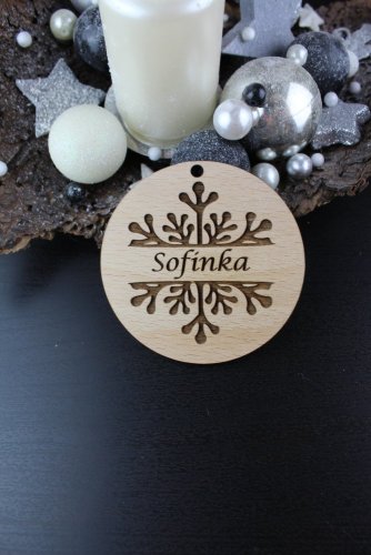 Baňka s vločkou a se jménem